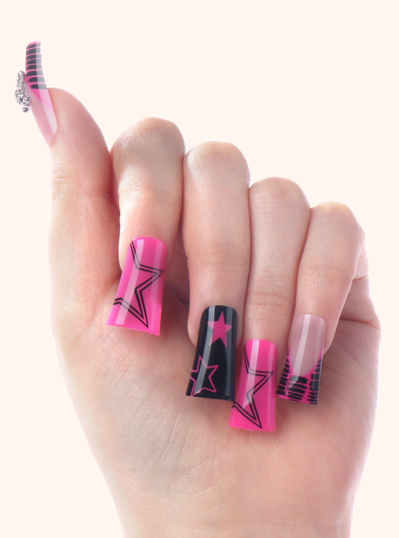Nails 4Eva